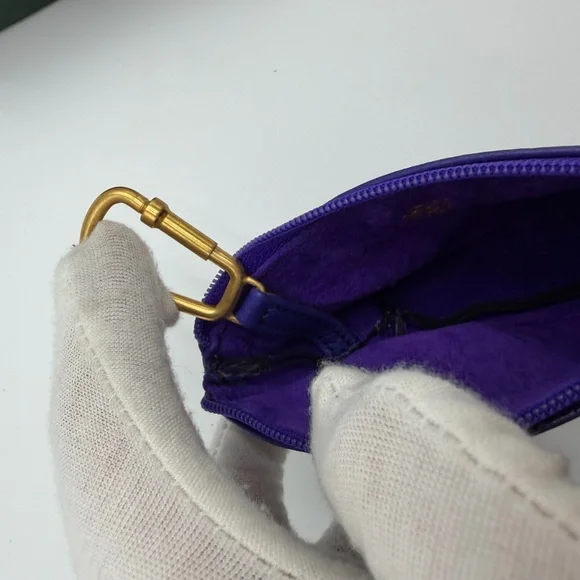 Gucci small Purple Leather Pouch with Gold Hardware - Picture 9 of 9